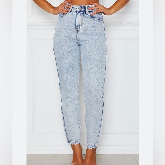 White fox jeans  - Picture 2 of 5